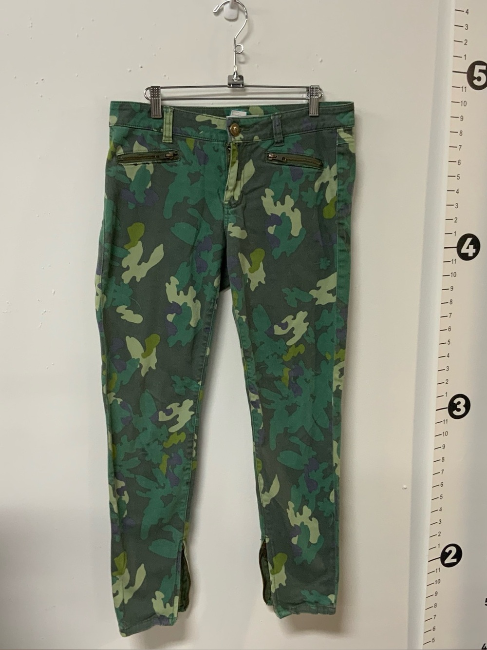 CAbi jeans